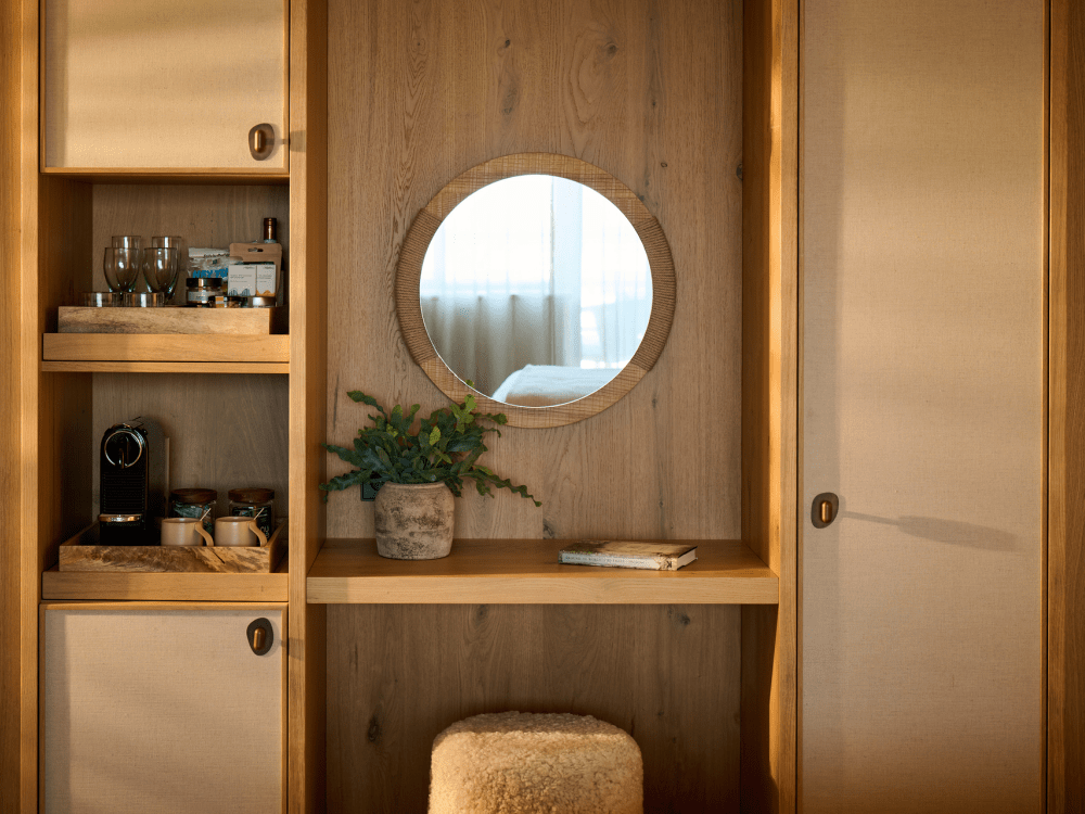 Studio Suite Two Queens