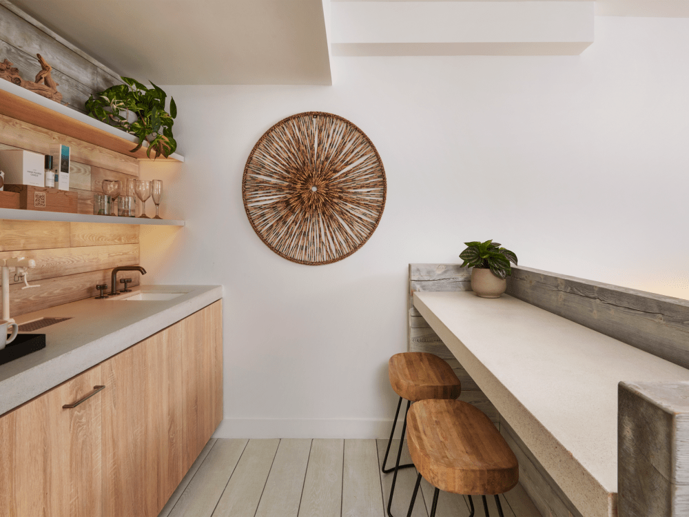 mini bar et coin salon