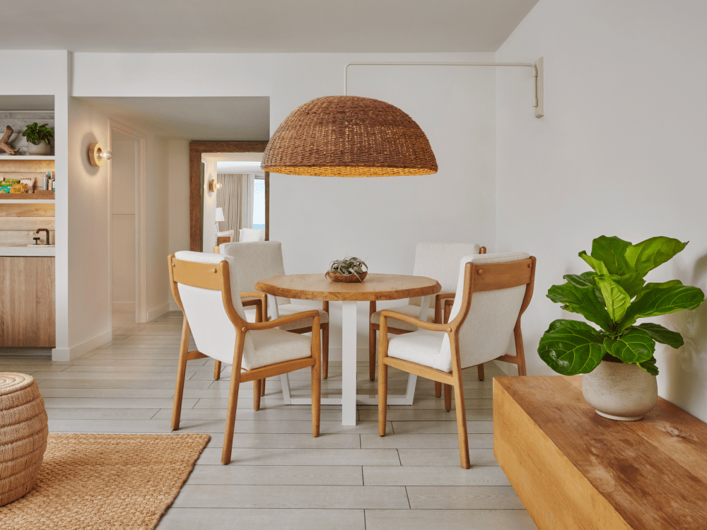 coin salon avec table