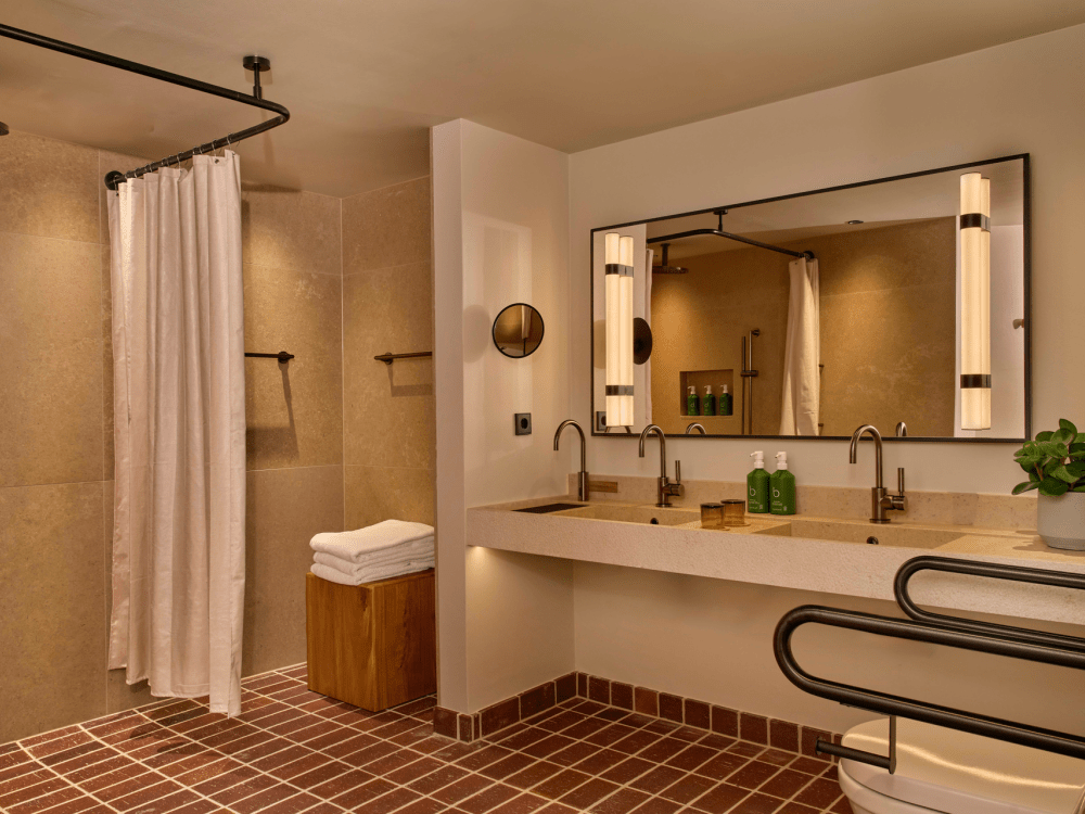 Salle de bain accessible 