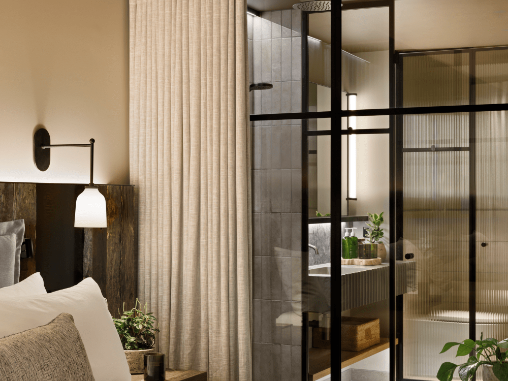 Camera da letto con vista sul bagno