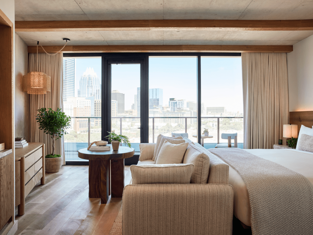City Studio Suite )