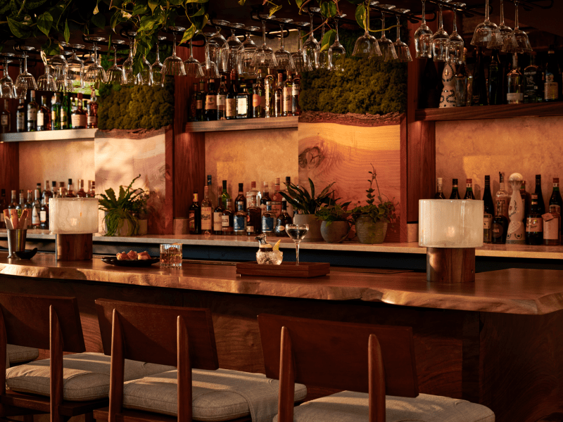 La Loba Bar Shot