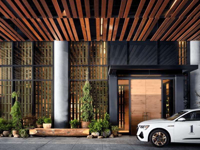 entry to hotel with car