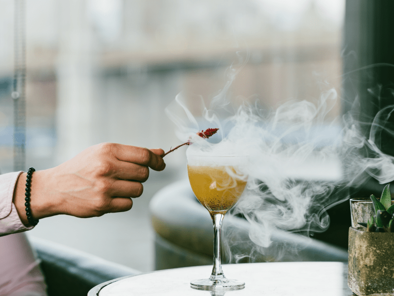 winter cocktail at harriet's lounge
