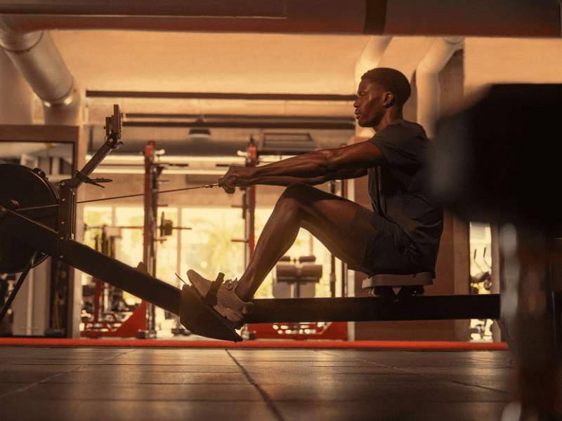 Workout on rowing machine