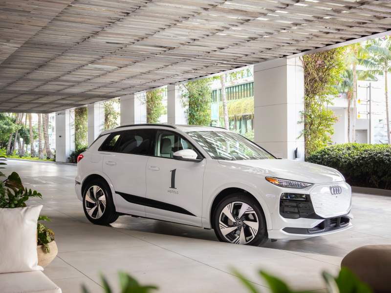 audi house car on the front drive of 1 hotel south beach
