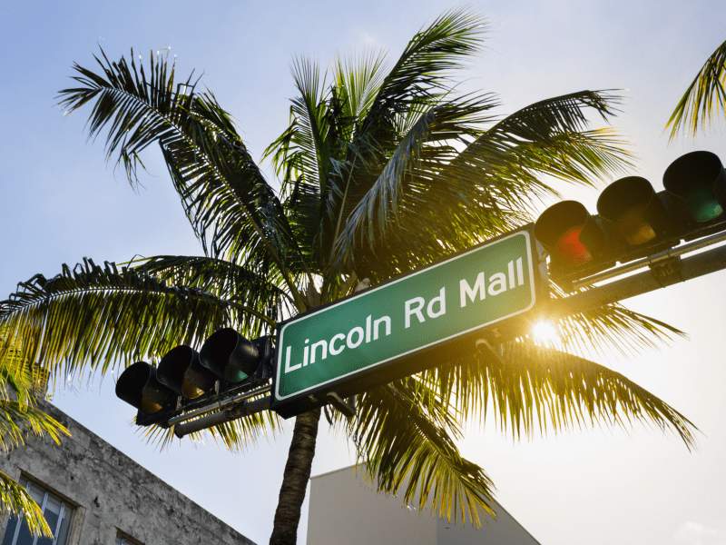 Lincoln Road Mall street sign with palm trees