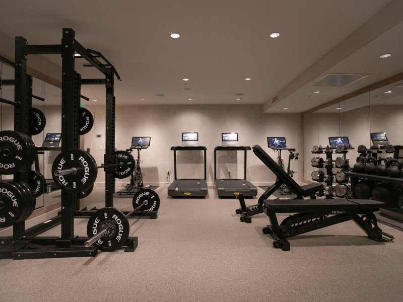 1 Hotel San Francisco Field House gym