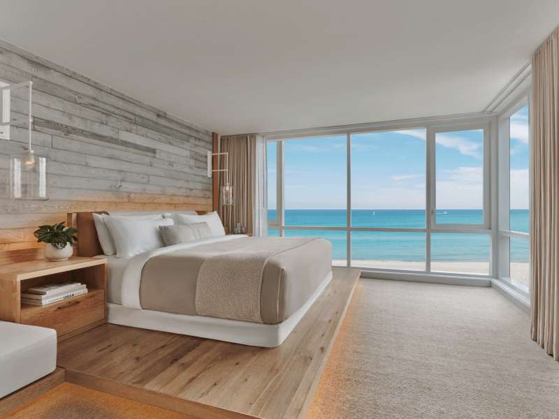 Ocean Front 1 Bedroom Suite with Balcony