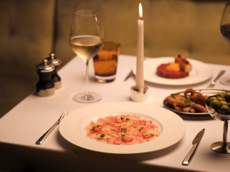 Dîner à Mayfair