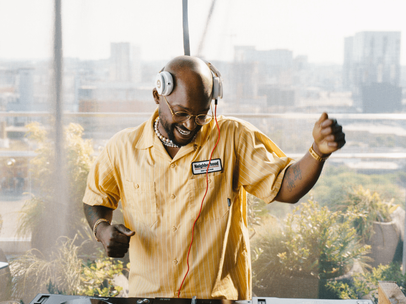 dj tay james