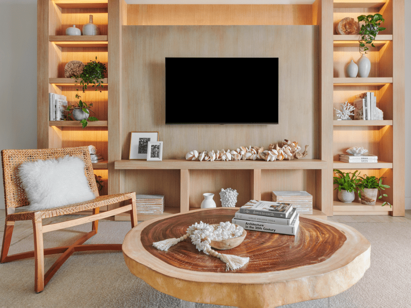 Living area with tv and table