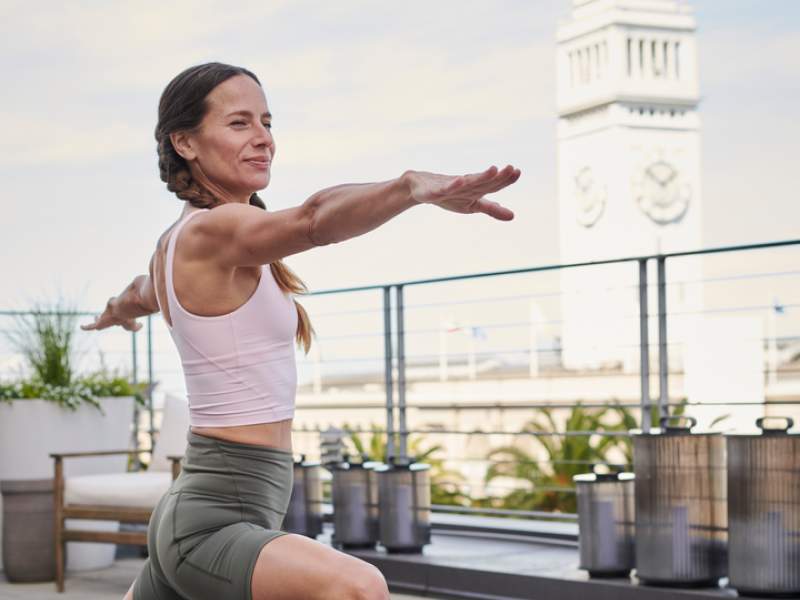 yoga sur le toit du 1 Hotel San Francisco