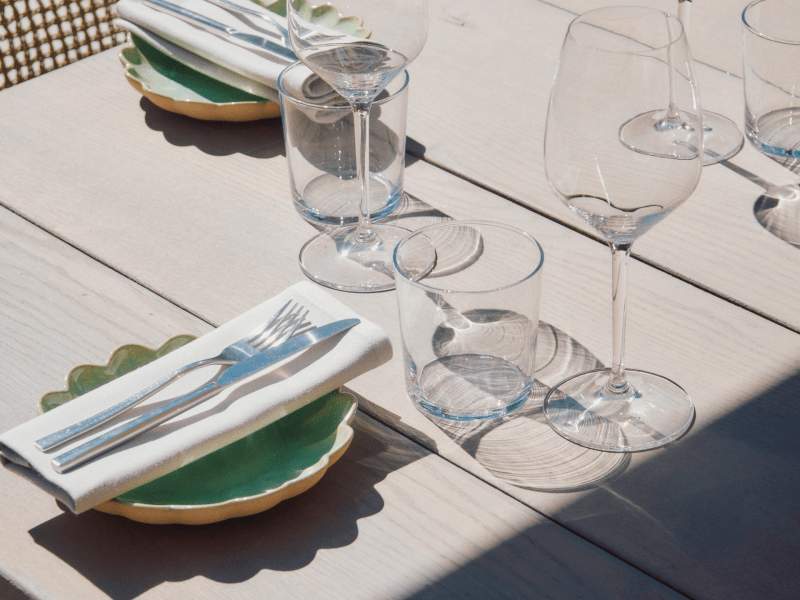 Allestimento per una cena in terrazza
