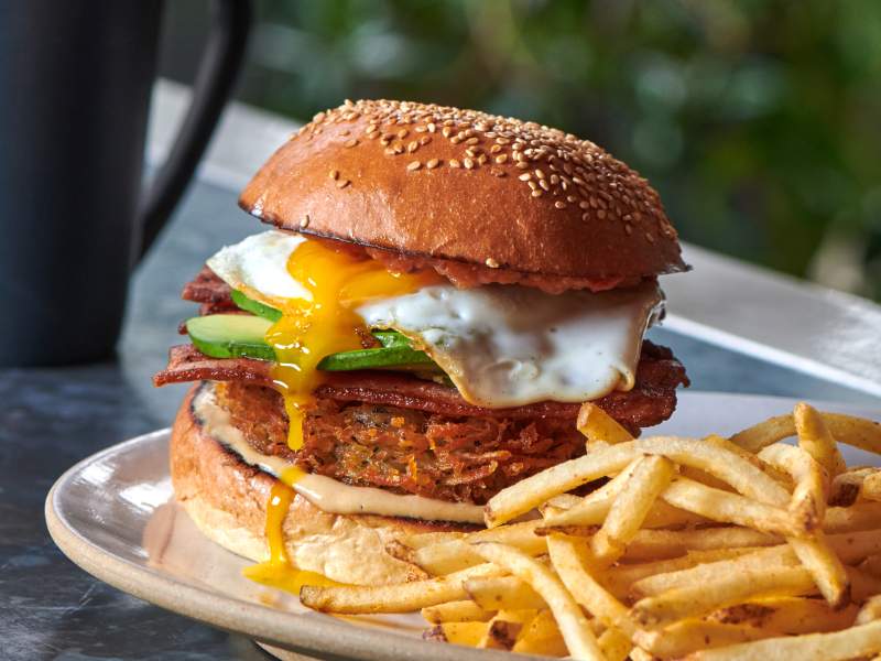 Egg sandwich with fries