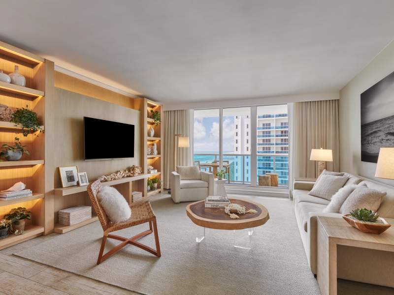 hotel room living area