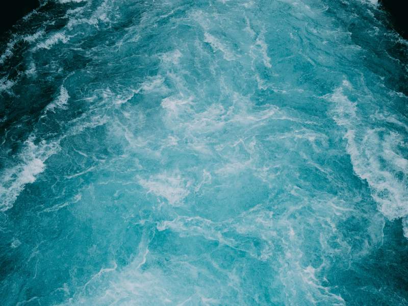 Water quickly flowing