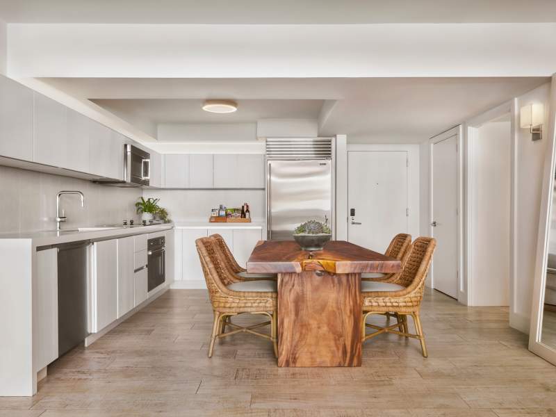 Ocean View 3 Bedroom Home Balcony