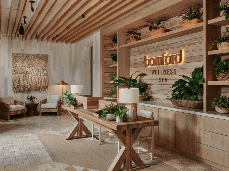 front desk at the 1 Hanalei Bay Bamford Wellness Spa