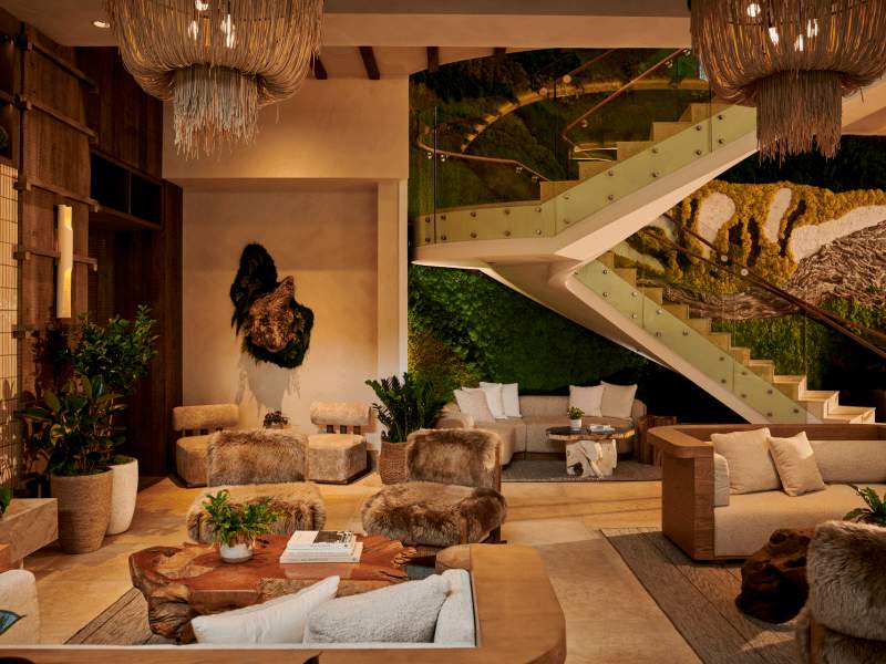 1 Hotel Seattle Lobby