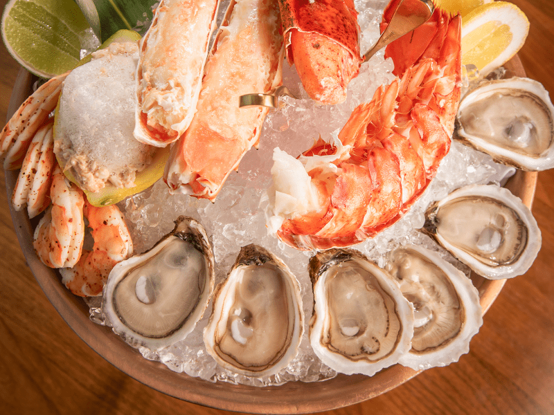 Seafood Tower Casa Madera