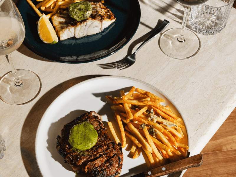 迈克的平日午餐