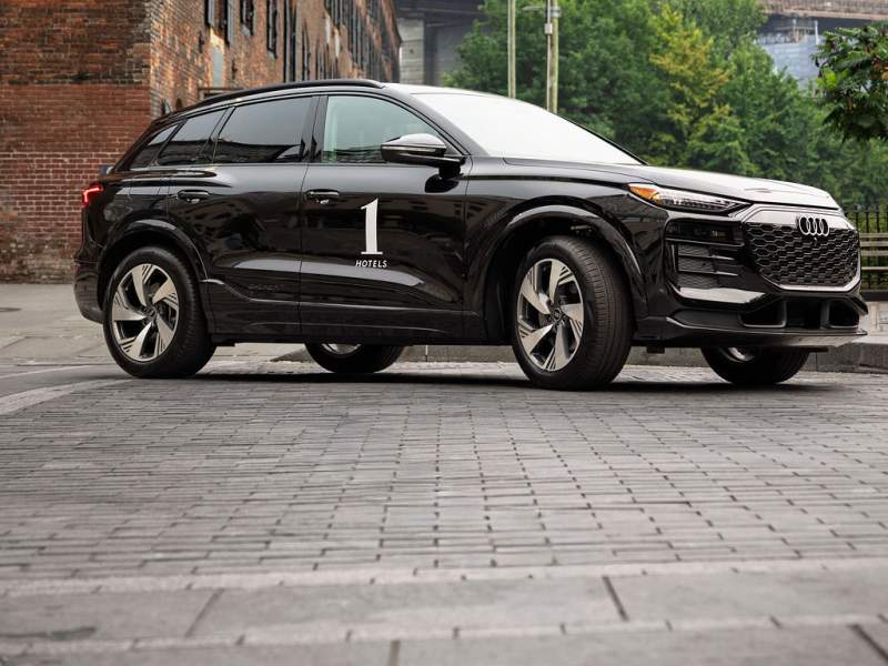 아우디 완전 전기 e-트론 하우스카