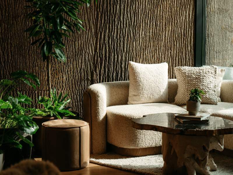Lobby cozy corner