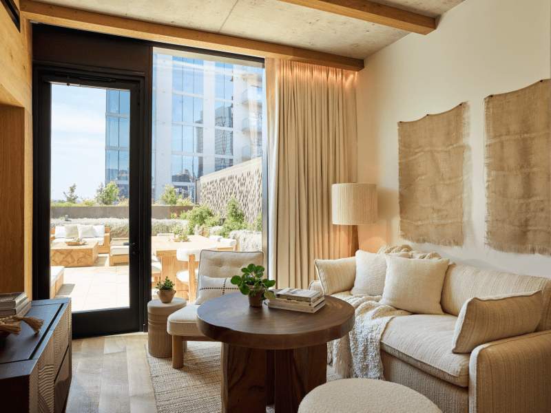Lake Terrace Suite 