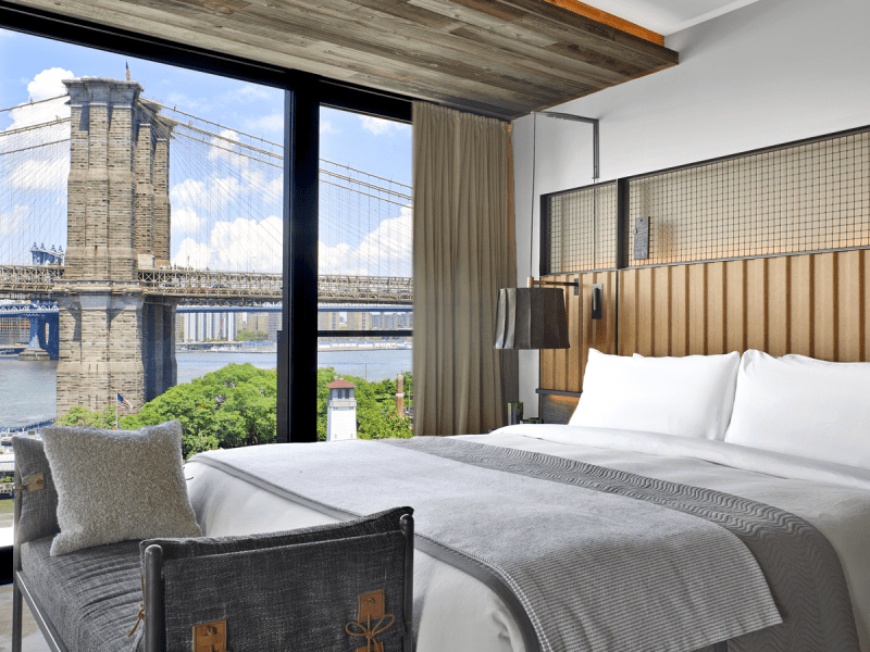 Hotel room with a view out to the Brooklyn Bridge