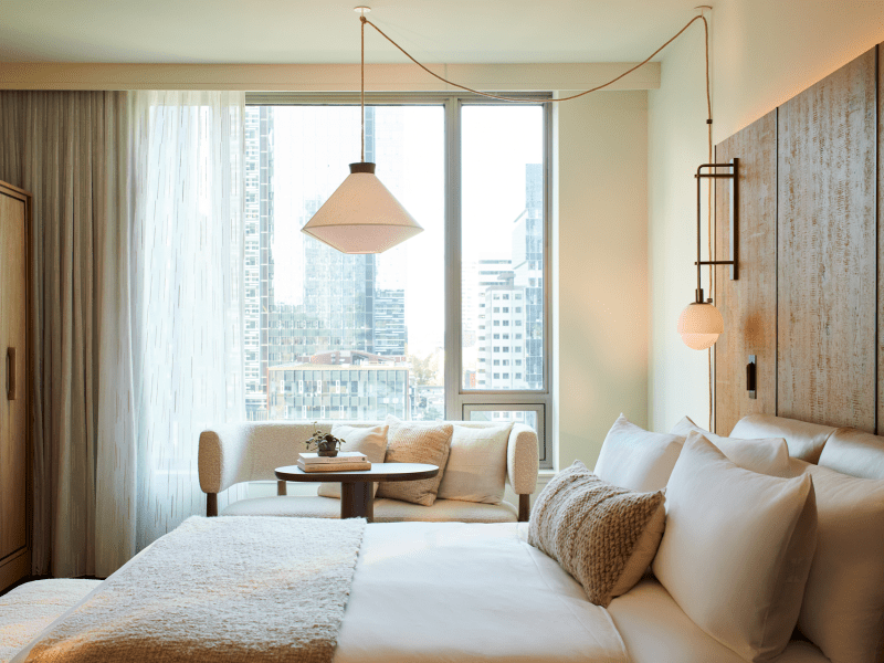 Cityscape King Room