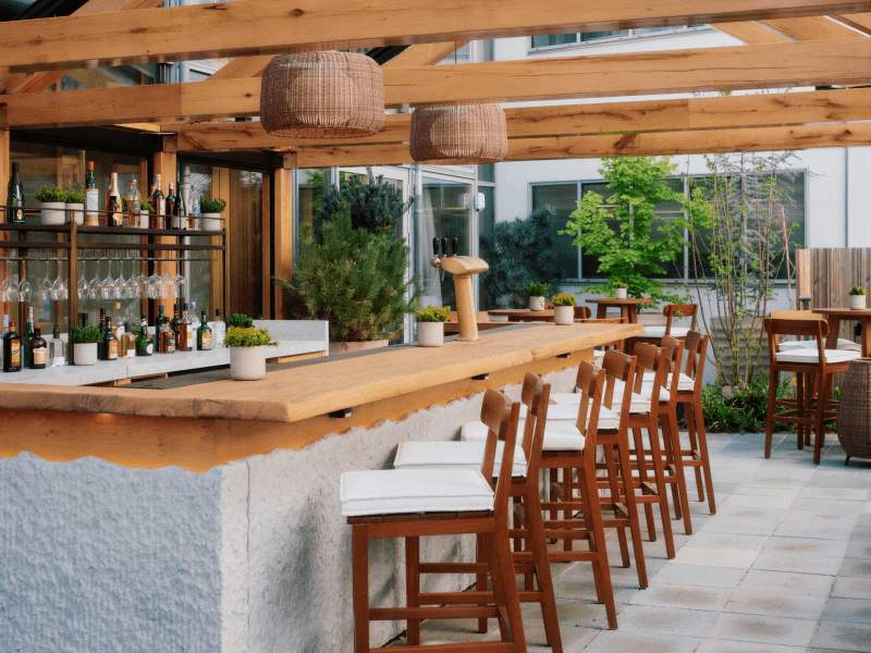 Garden Terrace Bar