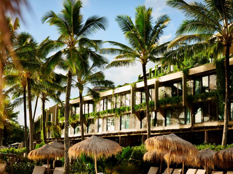 1 Hotel Hanalei Bay exterior