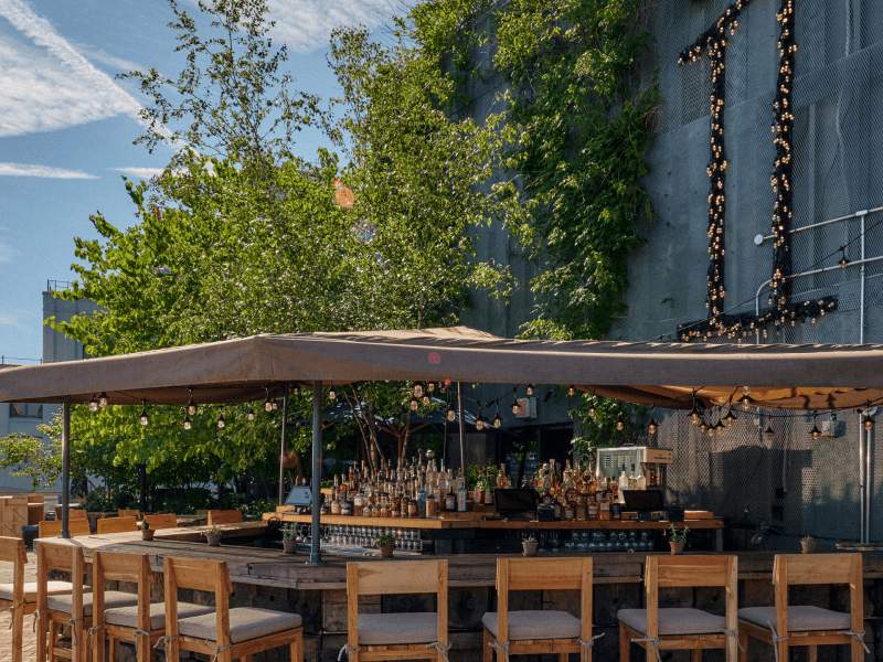 harriet's rooftop bar