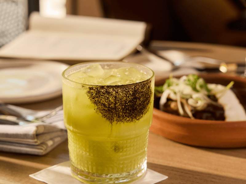 Margem de Abacate Alteno