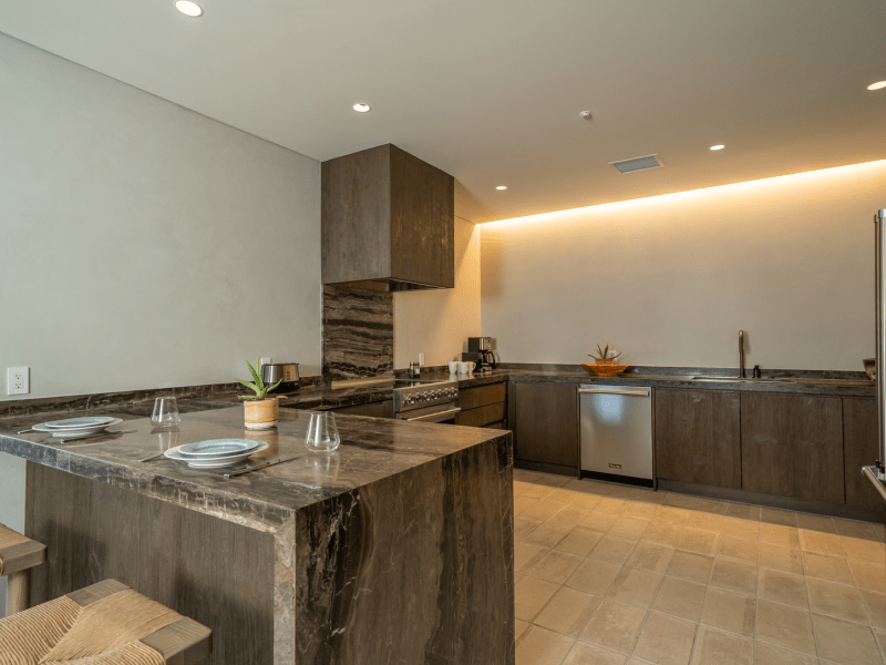 Brown marbled kitchen with island