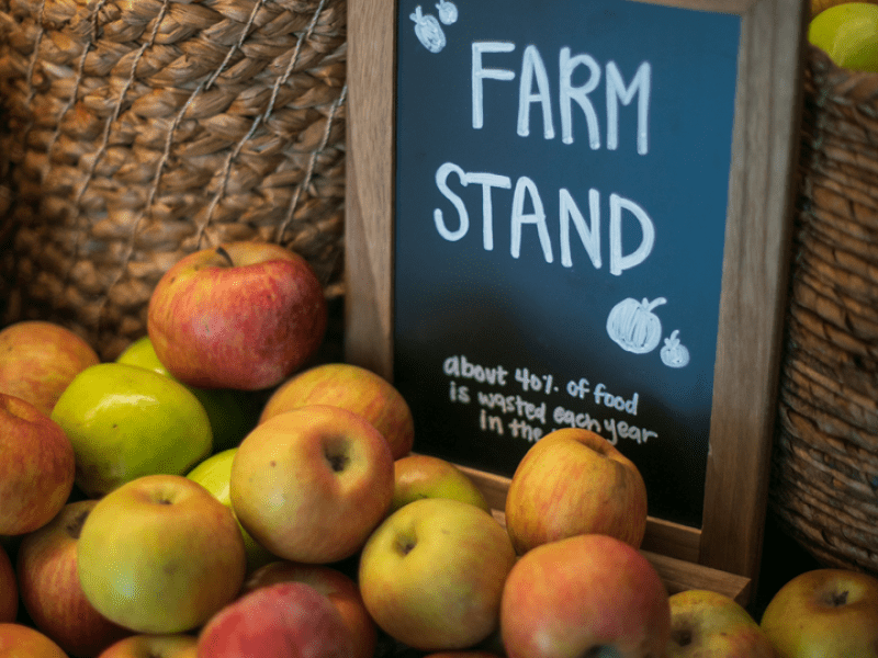Farmstand with apples 