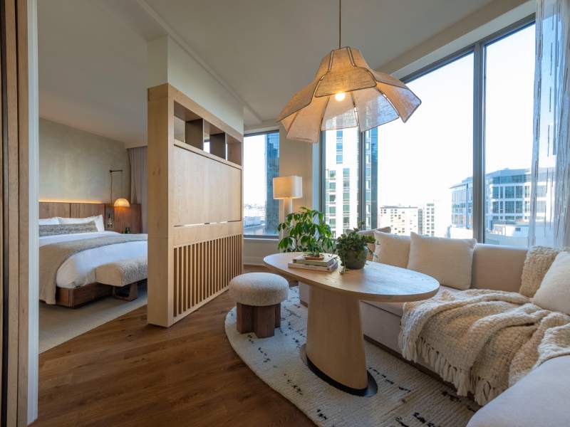 1 Hotel Seattle suite