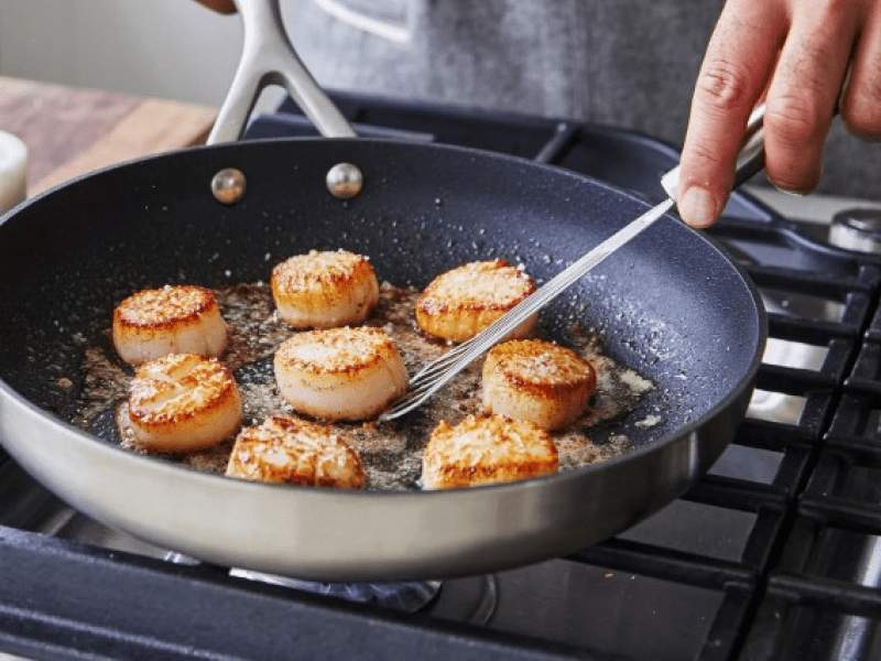 Cooking scallops