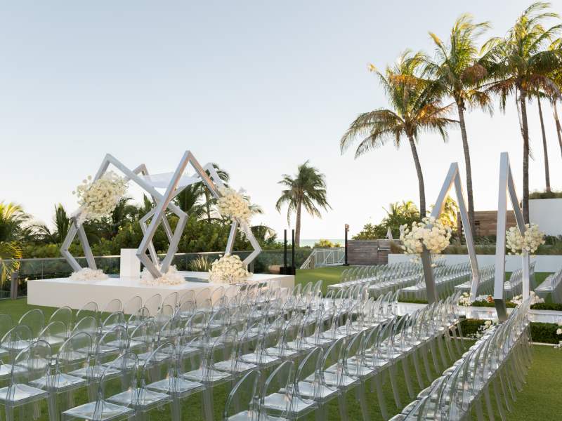 A yard setup for a photoshoot