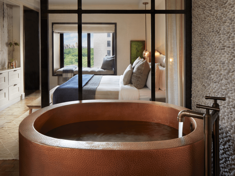 Greenhouse Suite Master Bedroom Japanese Soaking Tub