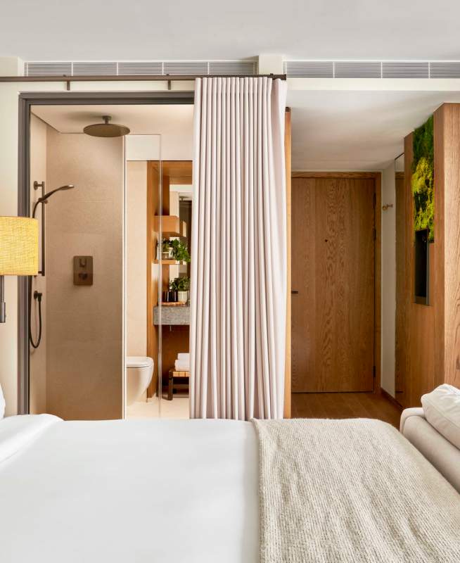 Lounge king bed at 1Hotel Mayfair