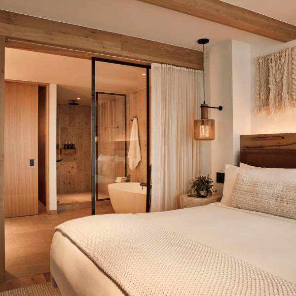 Lake Junior Suite
