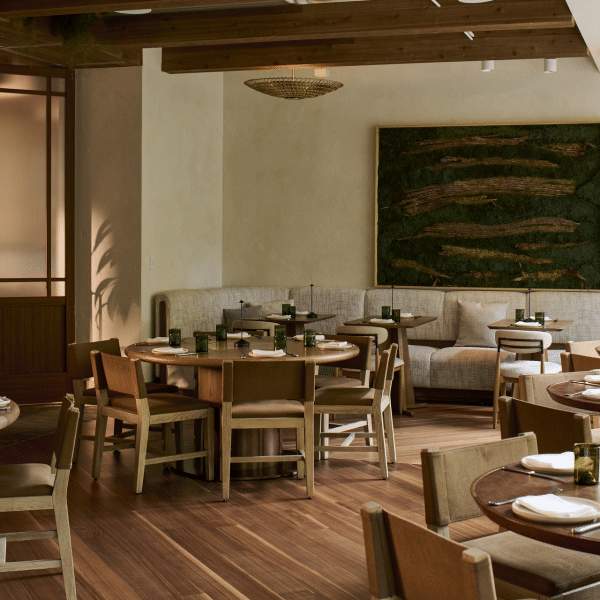 La Loba Private Dining Emerald Room