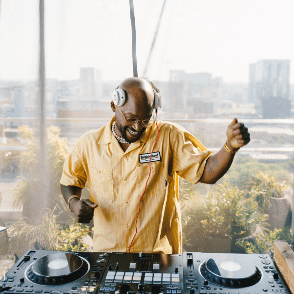 dj tay james