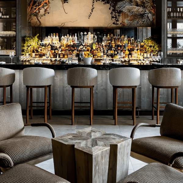 Hotel lobby & bar