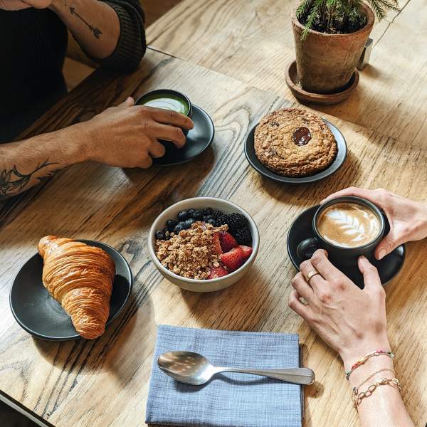 breakfast at neighbors