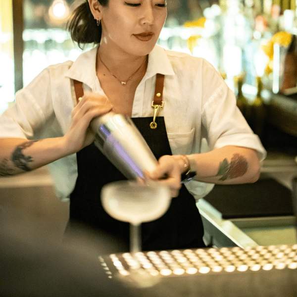 Waka of Nozawa Gin Bar Shift