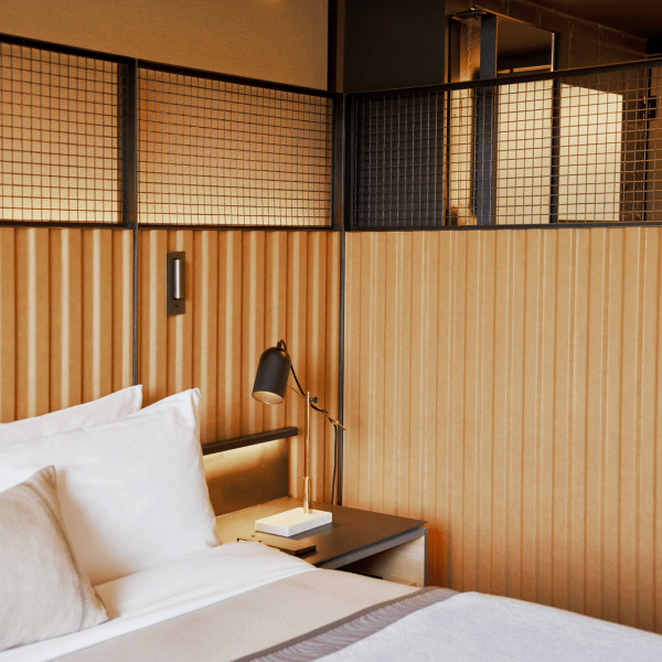 1 Hotel Brooklyn Bridge room with King size bed